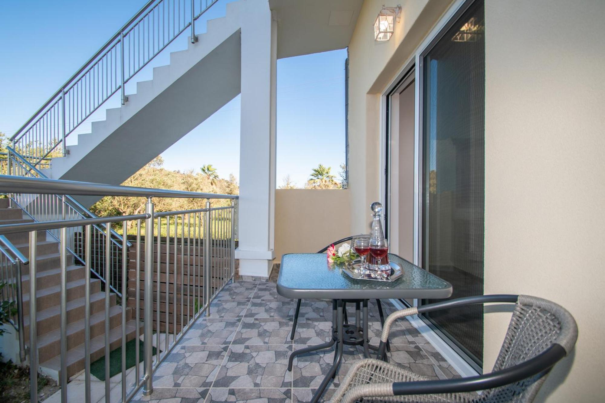 Katsaros Luxury Apts II 5 Min Walk To Beach Planos Exterior foto