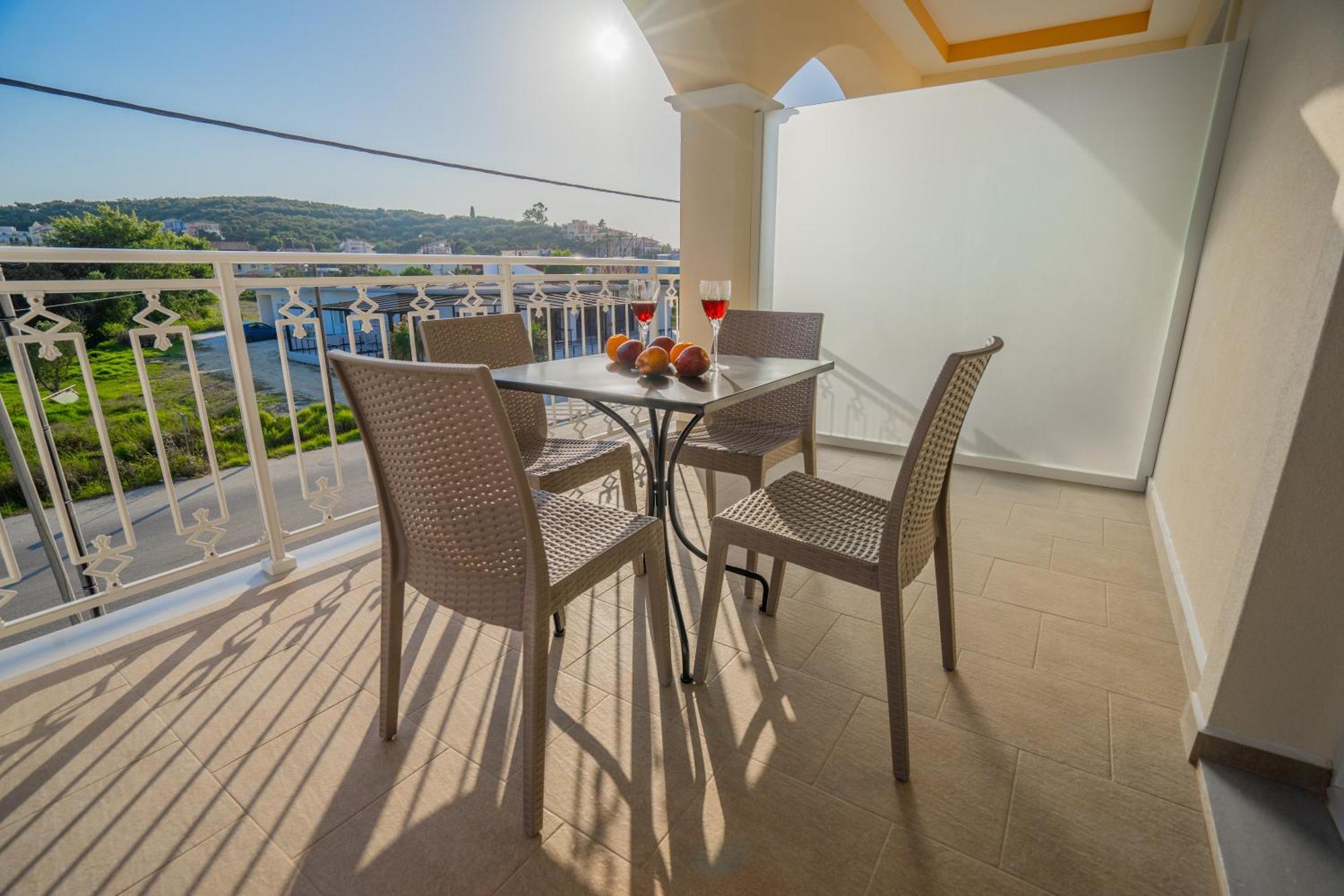 Katsaros Luxury Apts II 5 Min Walk To Beach Planos Exterior foto