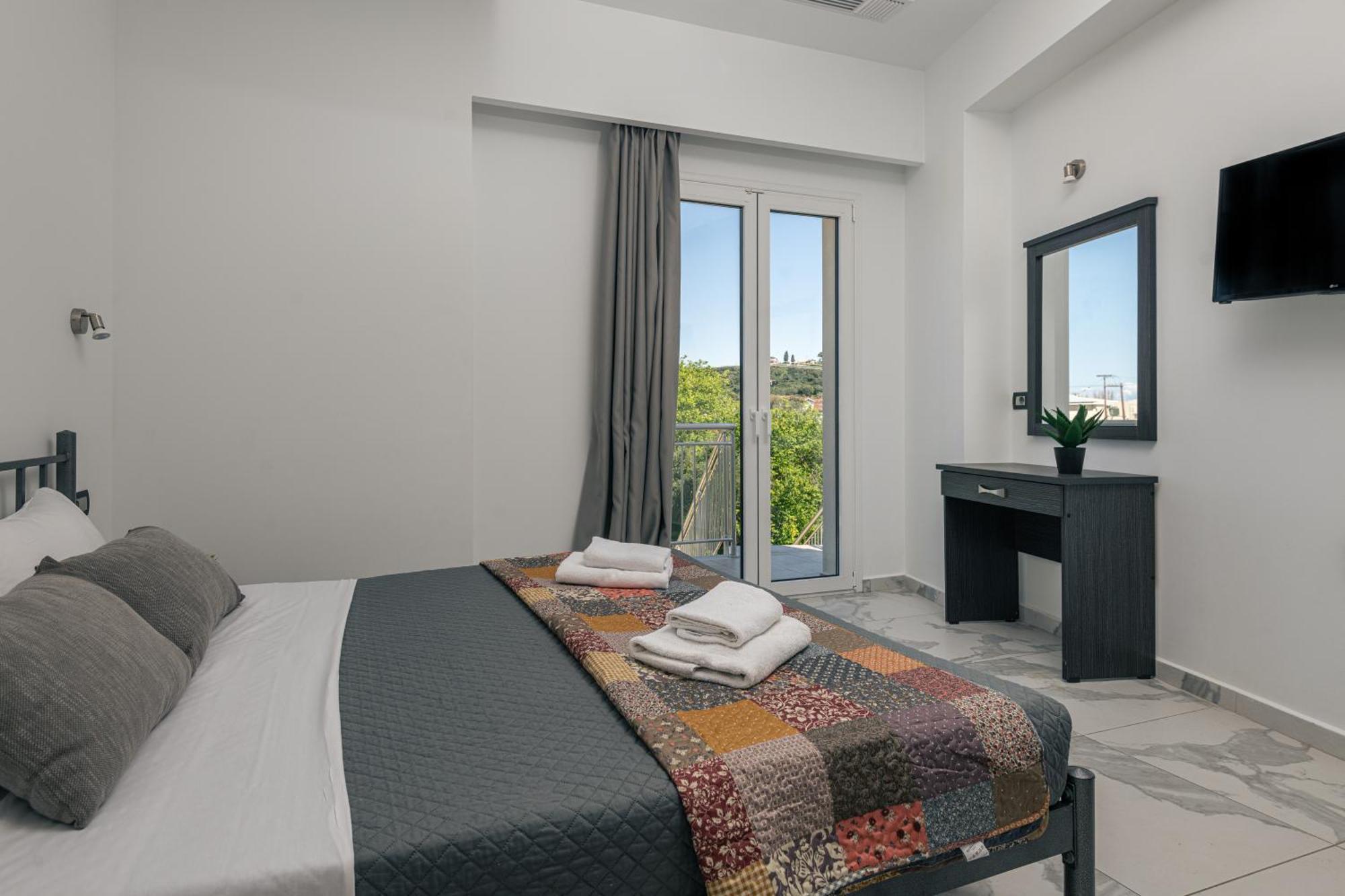Katsaros Luxury Apts II 5 Min Walk To Beach Planos Exterior foto