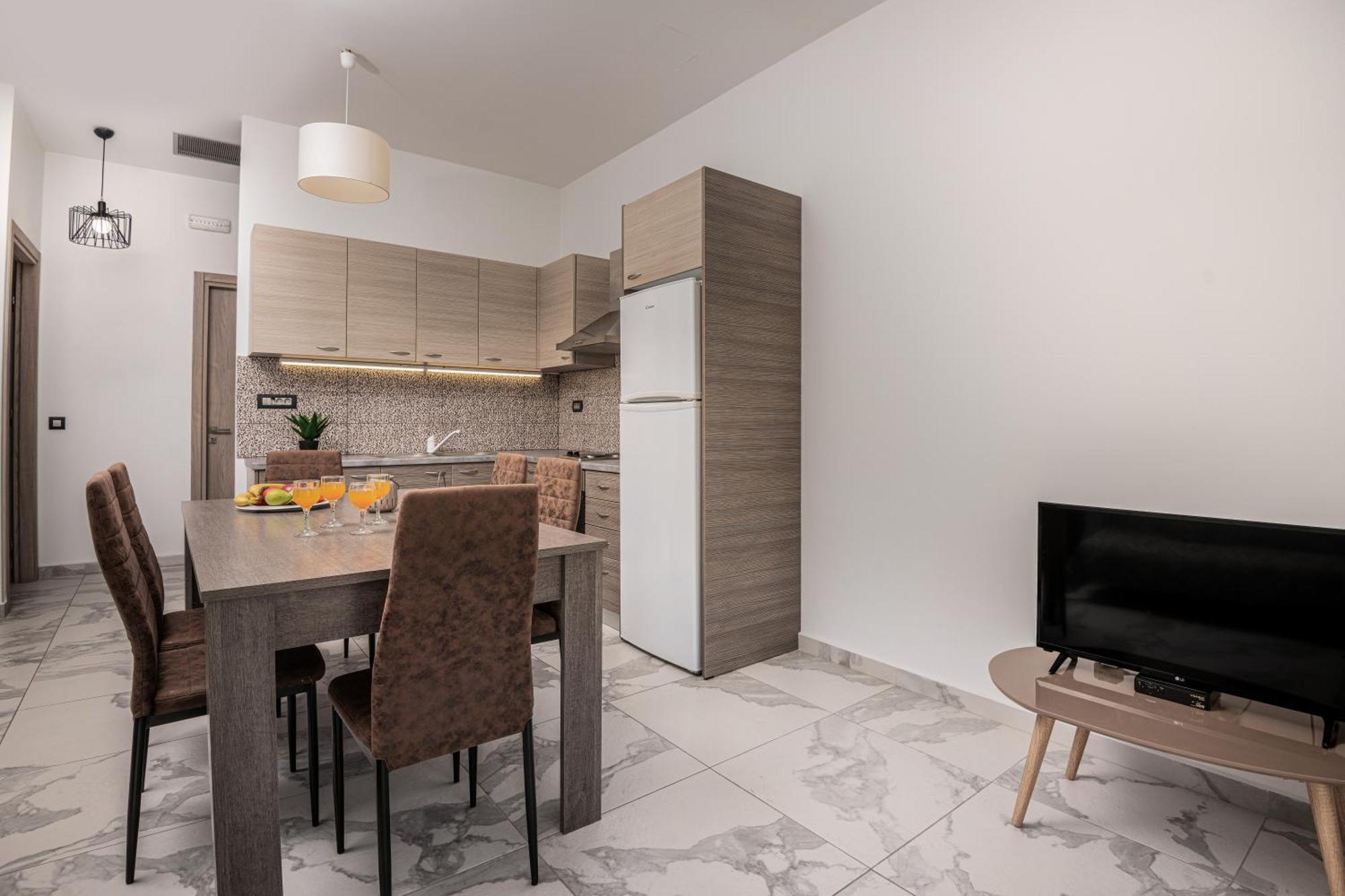 Katsaros Luxury Apts II 5 Min Walk To Beach Planos Exterior foto