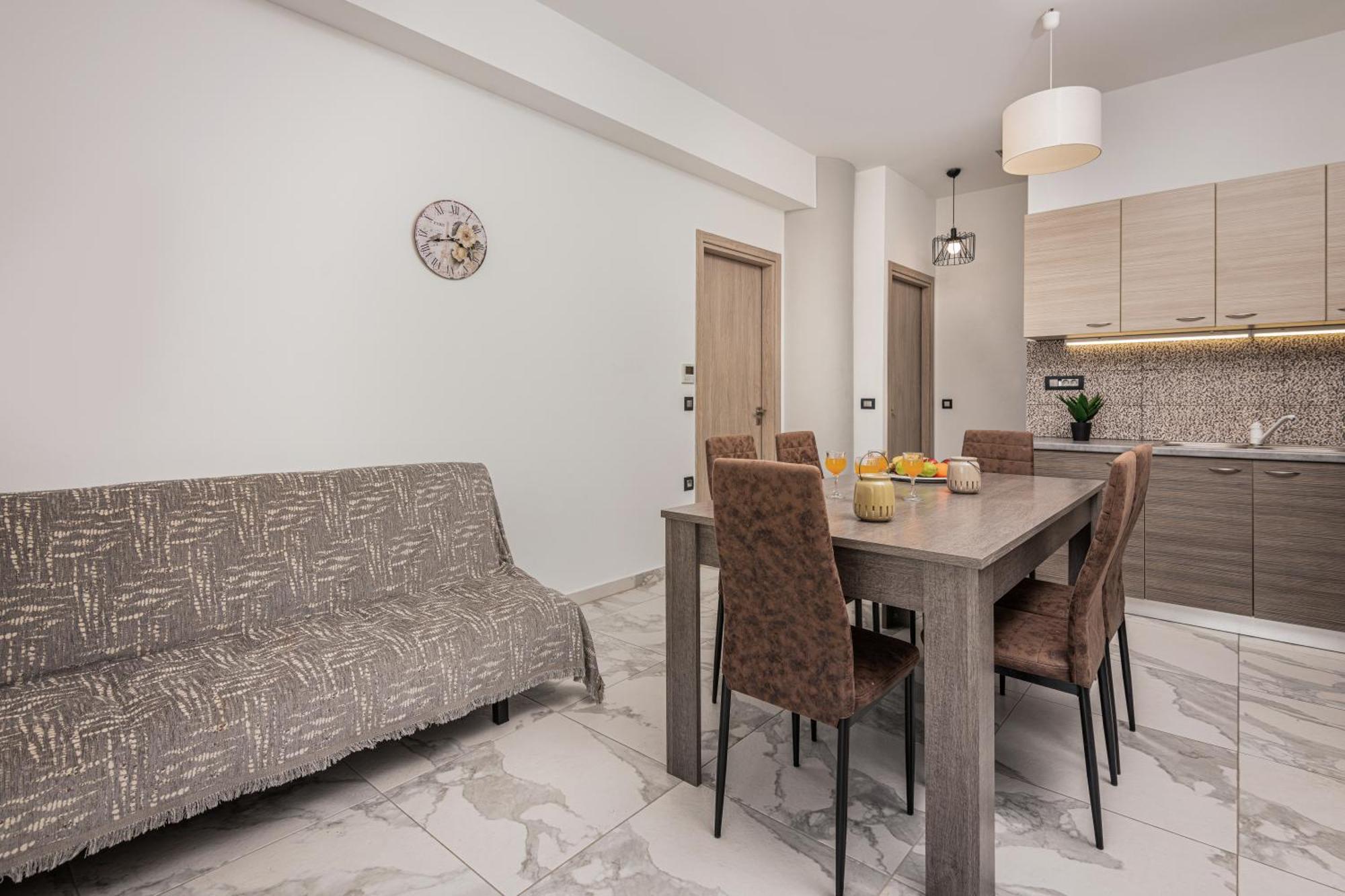 Katsaros Luxury Apts II 5 Min Walk To Beach Planos Exterior foto