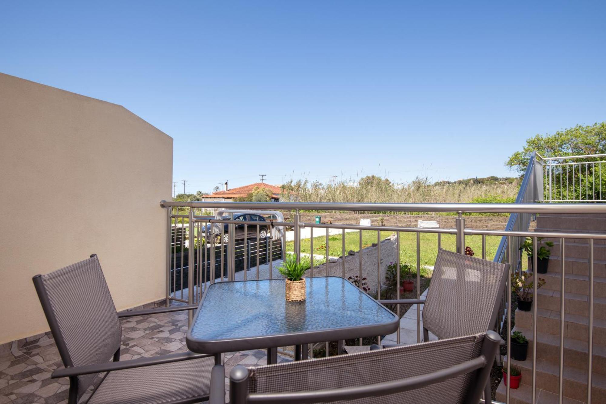 Katsaros Luxury Apts II 5 Min Walk To Beach Planos Exterior foto